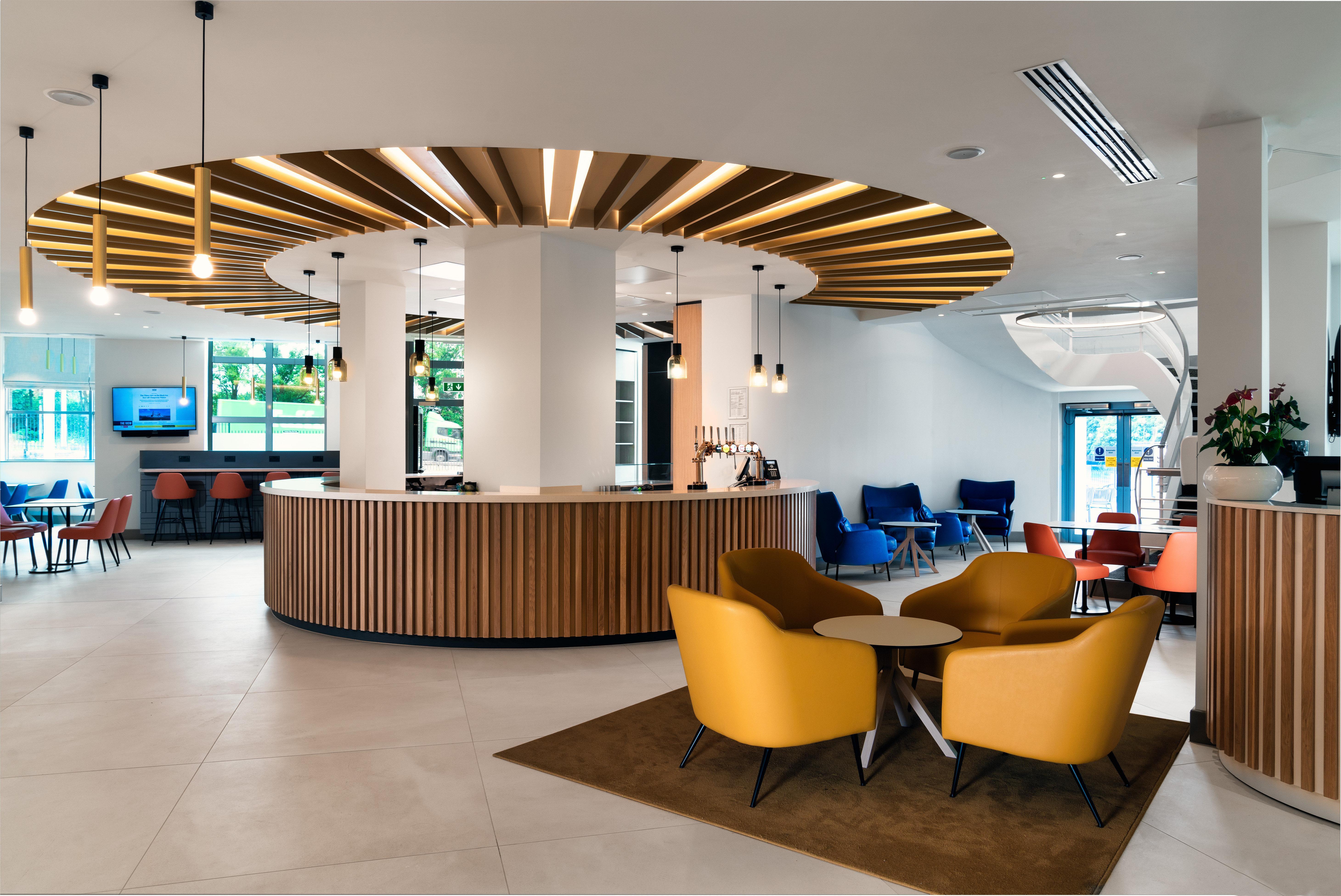 Birmingham Airport - Nec By Ihg Hotel Bickenhill