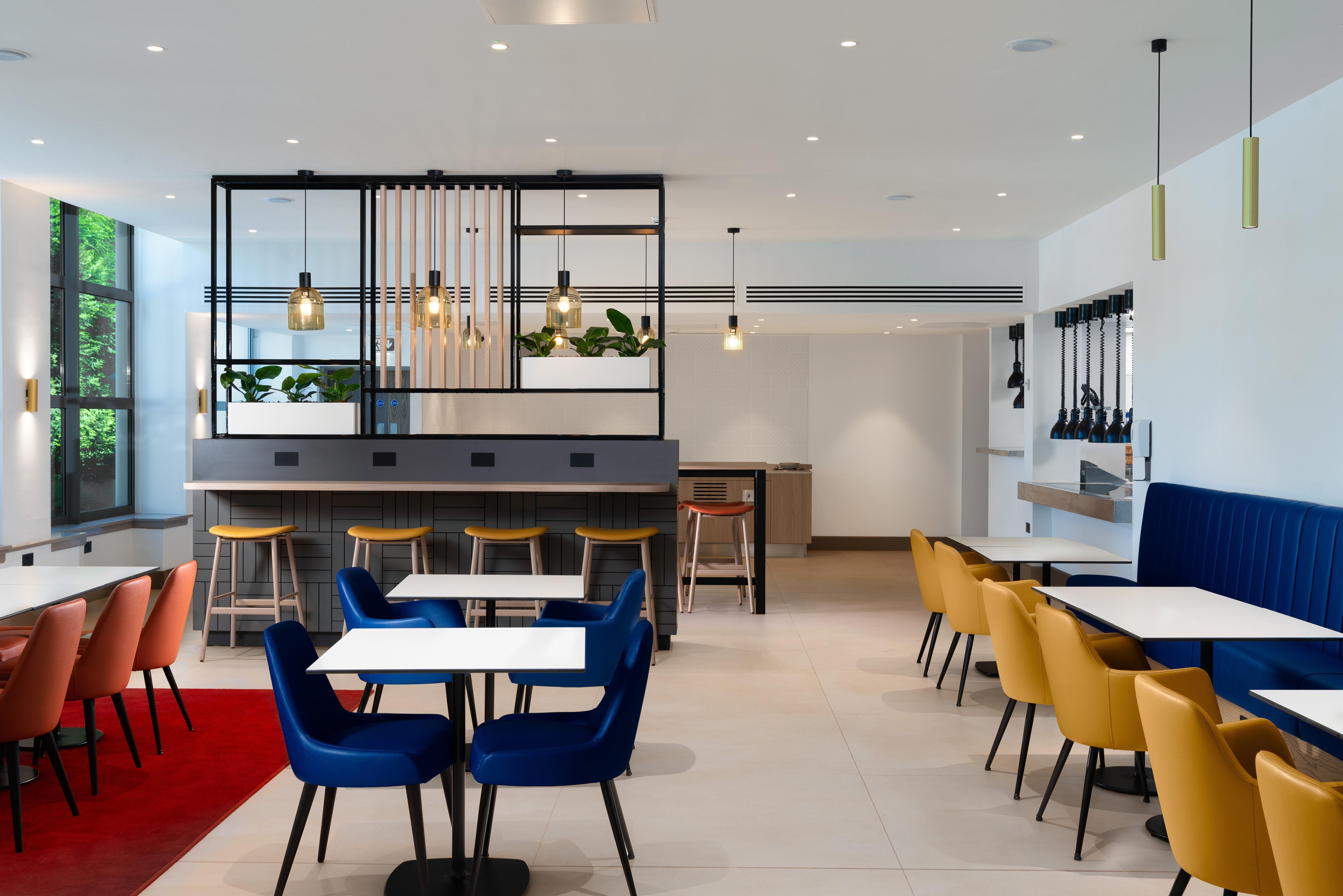 Birmingham Airport - Nec By Ihg 4* Bickenhill