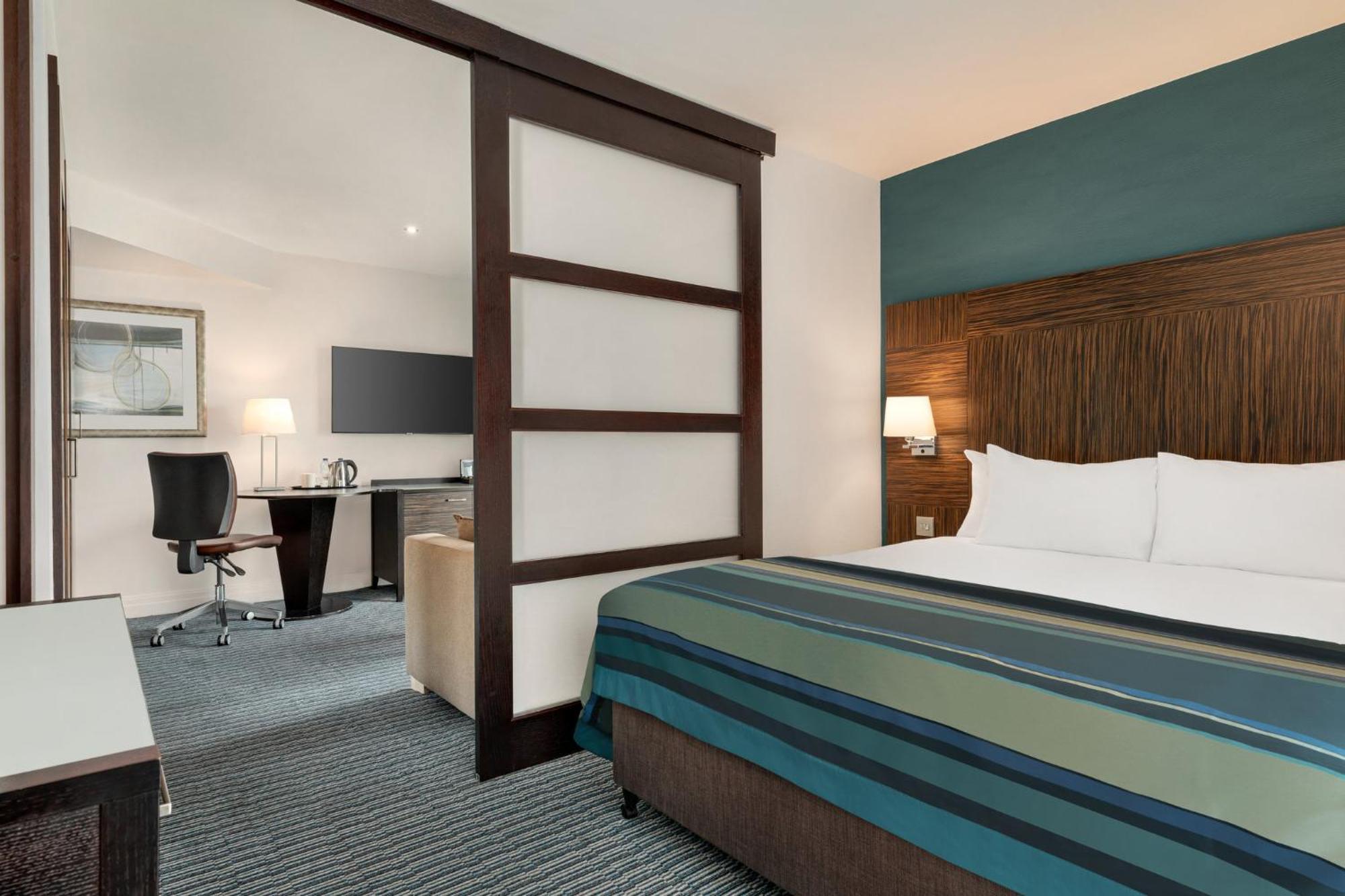 Birmingham Airport - Nec By Ihg Hotel