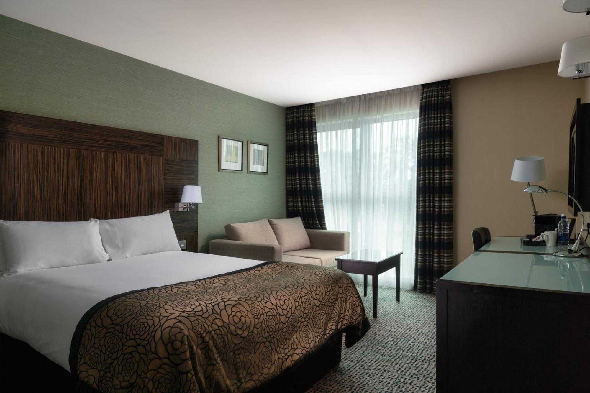 Birmingham Airport - Nec By Ihg 4* Bickenhill