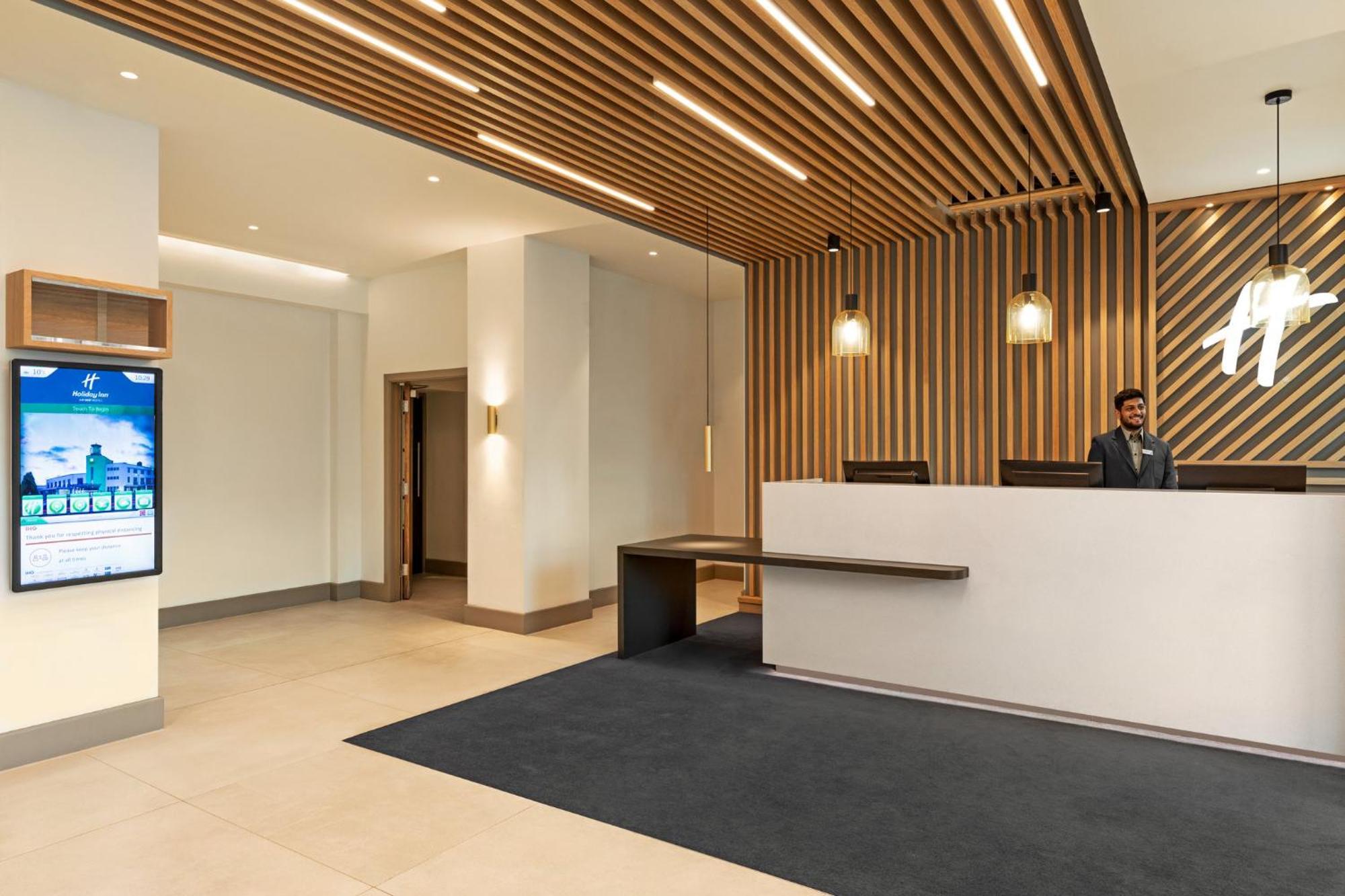 Birmingham Airport - Nec By Ihg 4* Bickenhill